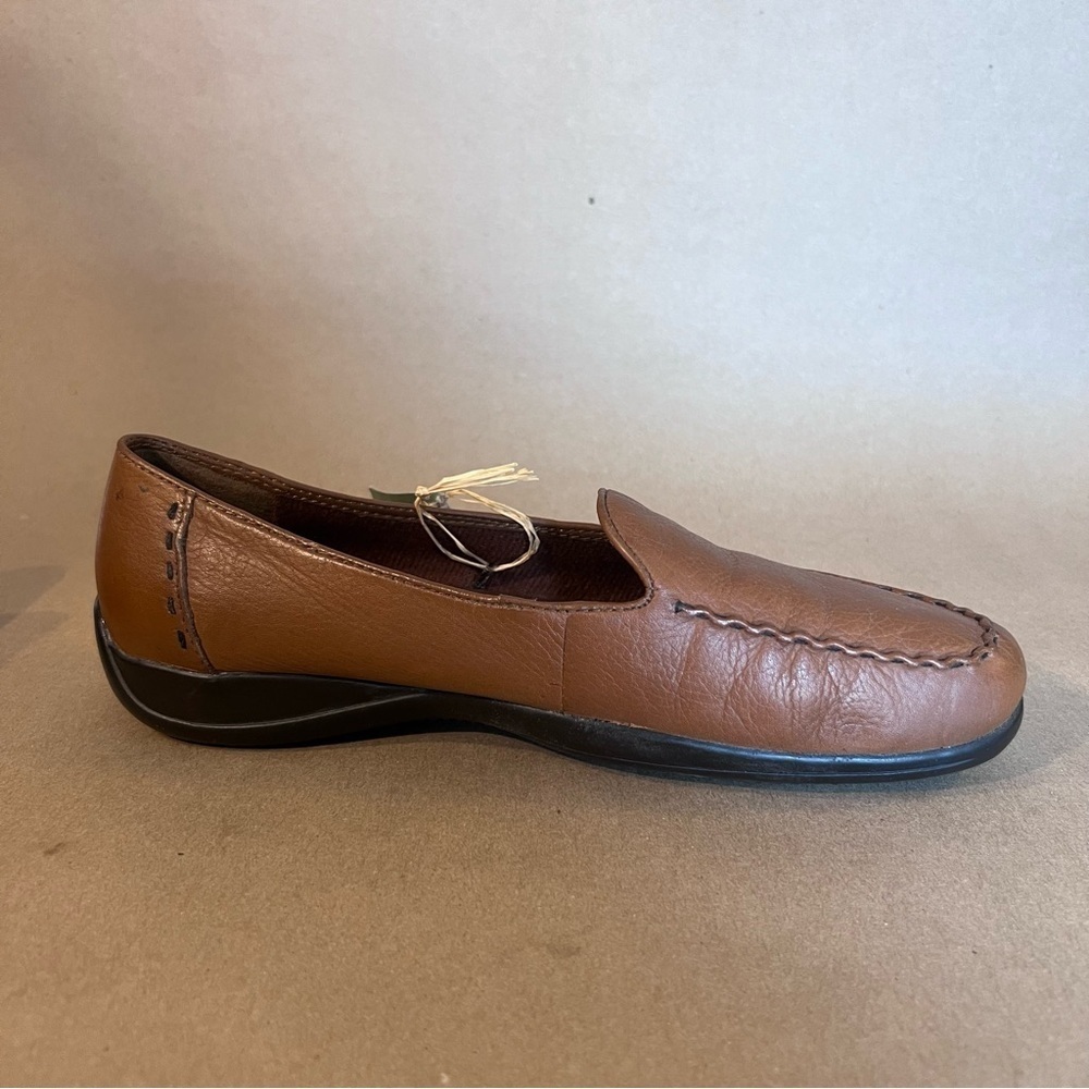 NWT Earth Spirit Payton Brown Leather Loafer Shoes Women’s Size US 7.5